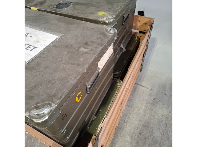 4x set lichtarmaturen in metalen transportkist, verolme elektro, o.a. mx6773 - afbeelding 8 van  8