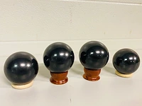 4x shungiet bollen