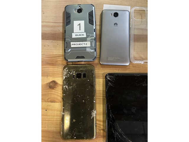 4x smartphone, 2x tablet w.o. samsung, huawei - afbeelding 6 van  7