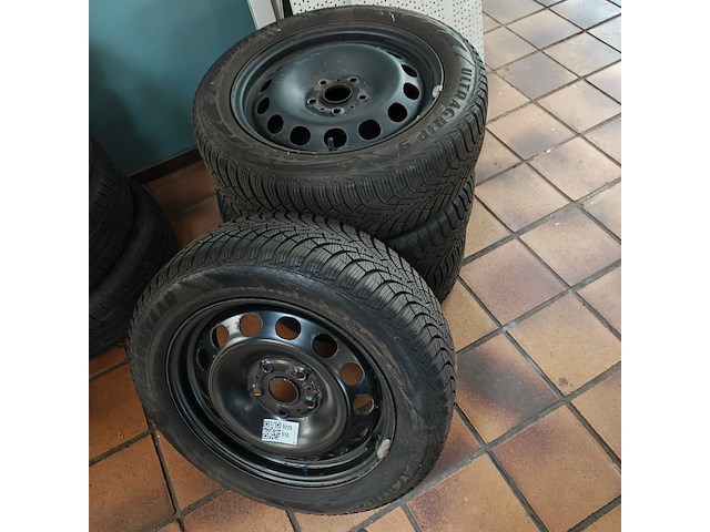 4x stalenvelg met band, goodyear, ultragrip 9 - afbeelding 1 van  1