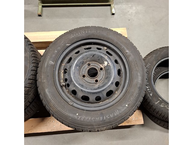 4x stalenvelgen met winterbanden , vinking en mastersteel, show tech ii en winter+ - afbeelding 14 van  17