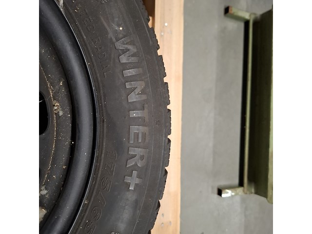 4x stalenvelgen met winterbanden , vinking en mastersteel, show tech ii en winter+ - afbeelding 16 van  17