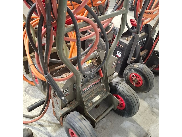 4x startbooster op transportwagen, powervamp - afbeelding 5 van  24