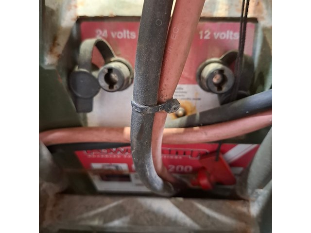 4x startbooster op transportwagen, powervamp - afbeelding 17 van  24