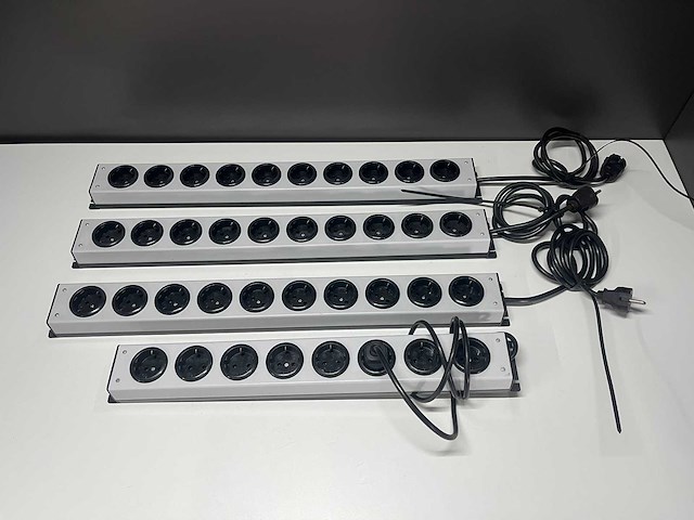 4x stekkerdoos - 10x230v - afbeelding 1 van  3