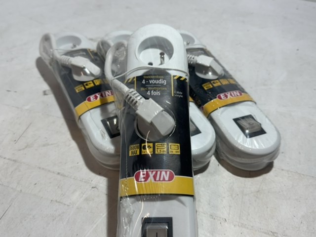 4x stekkerdoos met 4 stopcontacten, exin, 1,5 meter kabel - afbeelding 2 van  3