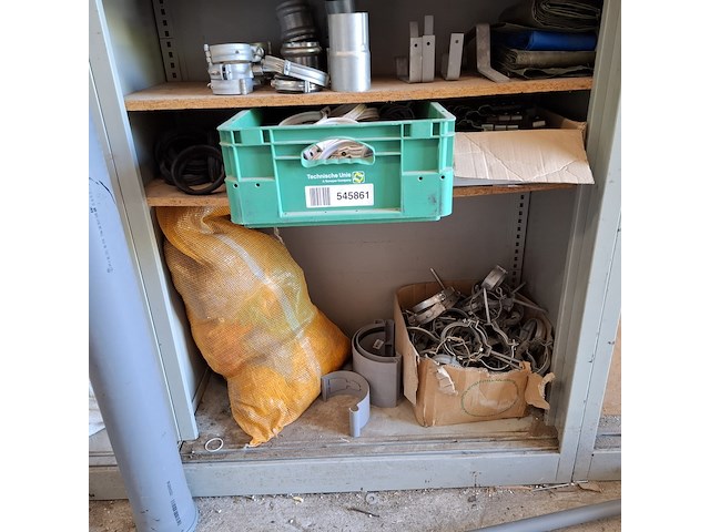 4x stellingkast met divers pvc hulpstukken - afbeelding 3 van  16