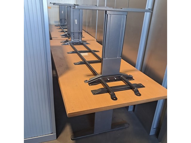 4x tafel, ahrend - afbeelding 8 van  8