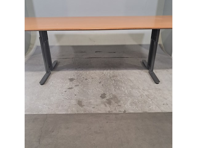 4x tafel, ahrend - afbeelding 1 van  8