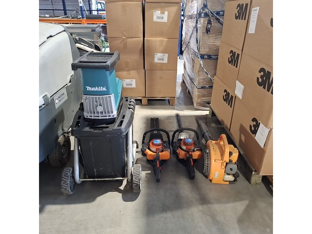 4x tuingereedschap , makita, hitachi en stiga - afbeelding 1 van  29