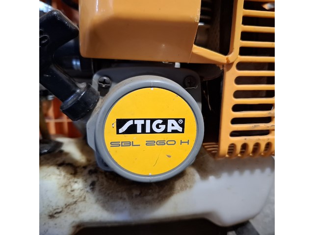 4x tuingereedschap , makita, hitachi en stiga - afbeelding 21 van  29