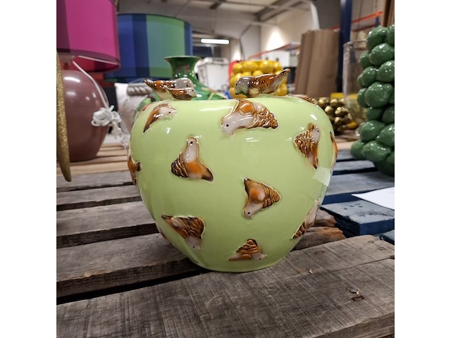 4x vaas, 1x chinese pot en 1x bijzettafel - afbeelding 2 van  11