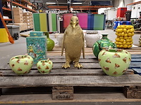 4x vaas, 1x chinese pot en 1x bijzettafel - afbeelding 1 van  11