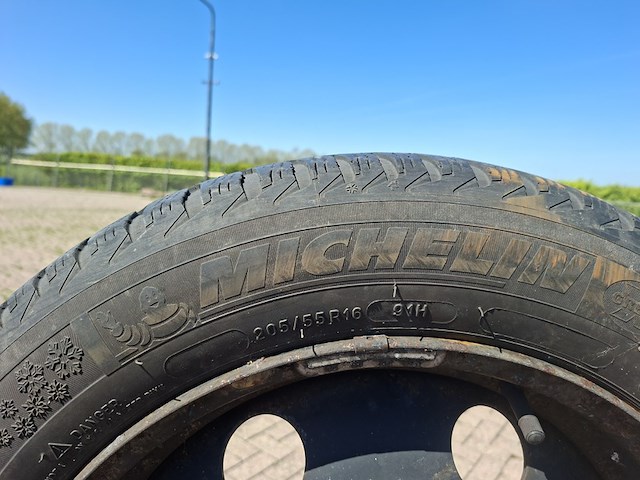 4x velg (4-gaats) met winterbanden - afbeelding 3 van  6