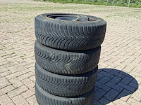 4x velg (4-gaats) met winterbanden - afbeelding 2 van  6