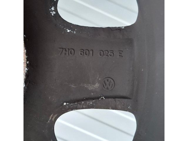 4x velg met band, volkswagen/landsail, lsv88 | 205/65 r16c - afbeelding 12 van  14