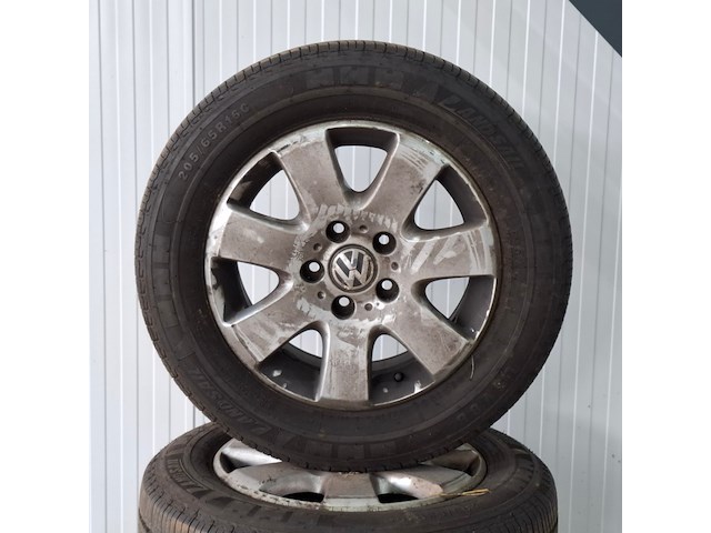 4x velg met band, volkswagen/landsail, lsv88 | 205/65 r16c - afbeelding 13 van  14