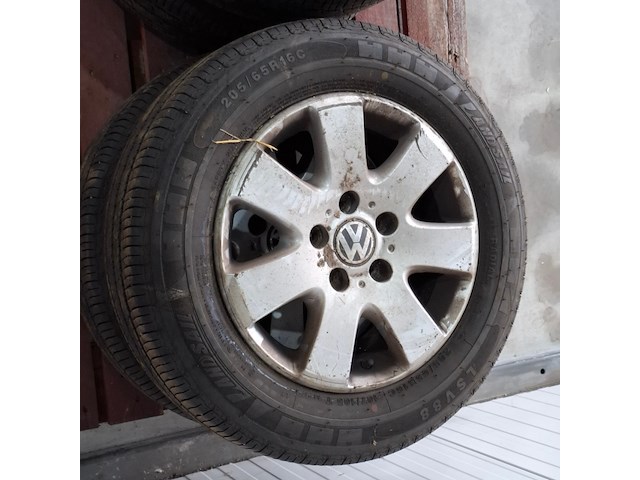 4x velg met band, volkswagen/landsail, lsv88 | 205/65 r16c - afbeelding 14 van  14