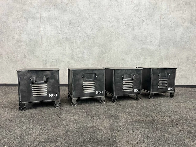 4x verrijdbare lockerlook ladekast - afbeelding 1 van  7