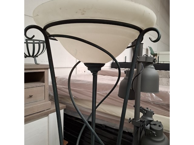 4x vloerlamp met 3x kapstok - afbeelding 5 van  6