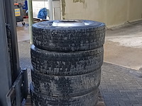 4x vrachtwagen velg met band, michelin, 295/80 r22.5 - afbeelding 1 van  9