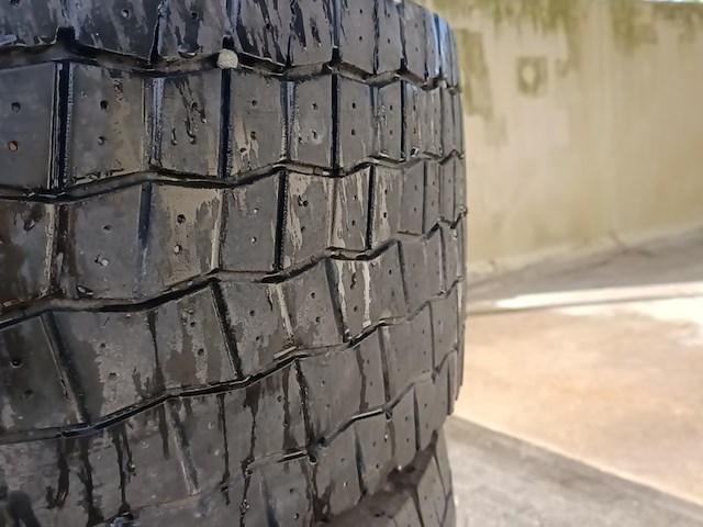 4x vrachtwagen velg met band, michelin, 295/80 r22.5 - afbeelding 8 van  9