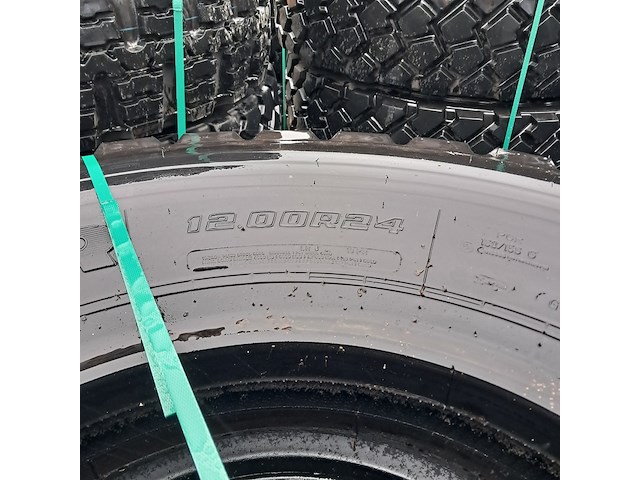 4x vrachtwagenband, goodyear - afbeelding 4 van  6