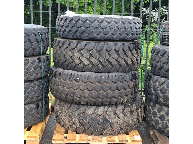 4x vrachtwagenband, michelin/ continental, o.a. xzl - afbeelding 1 van  6