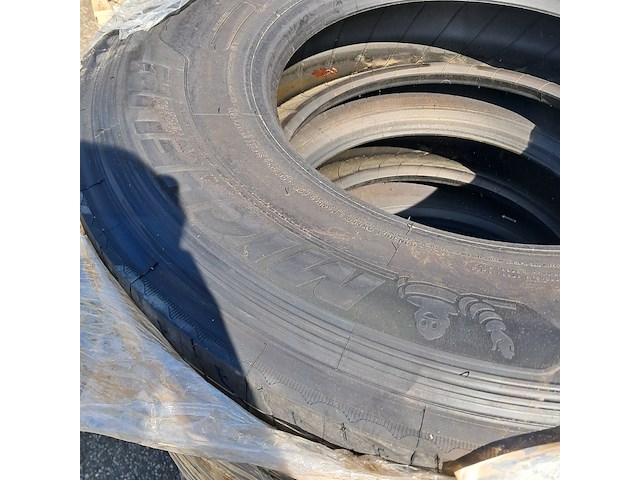 4x vrachtwagenband, michelin, x multi - afbeelding 2 van  6