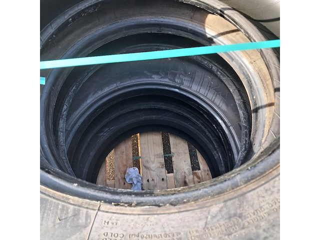 4x vrachtwagenband, michelin, xze2+ - afbeelding 5 van  7