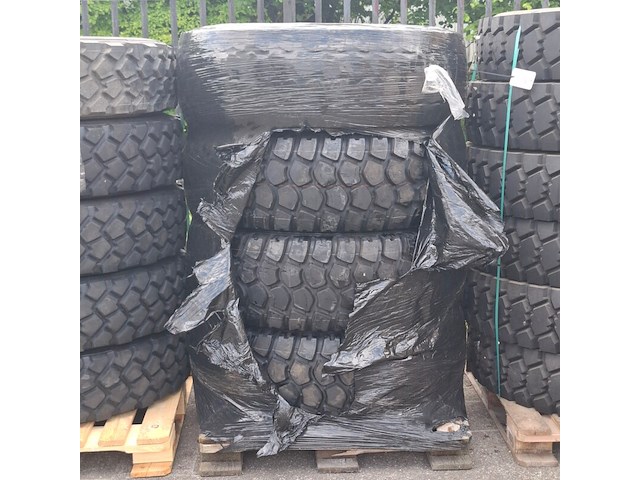 4x vrachtwagenband, michelin, xzl 2 - afbeelding 1 van  6