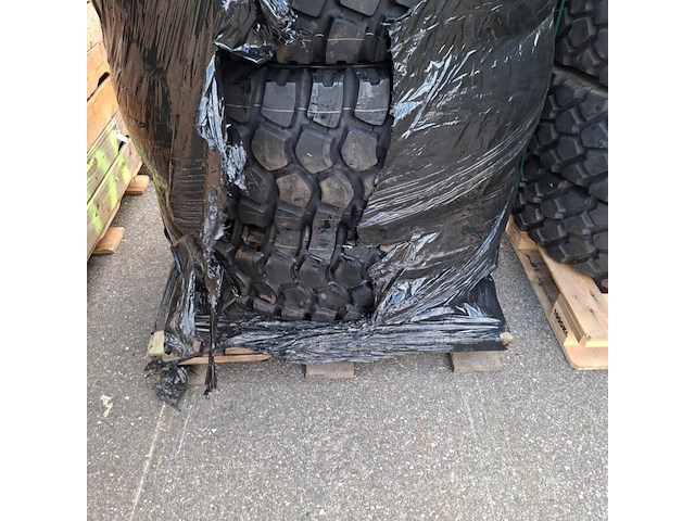 4x vrachtwagenband, michelin, xzl 2 - afbeelding 2 van  7