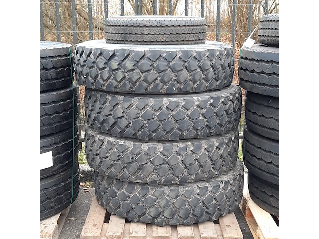 4x vrachtwagenband, michelin, xzl - afbeelding 1 van  7