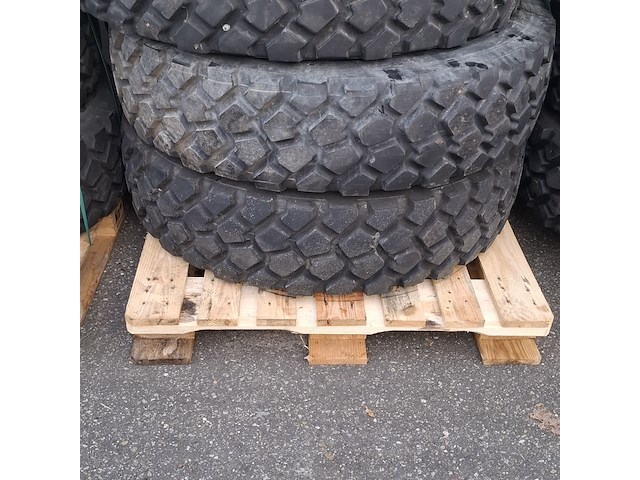 4x vrachtwagenband, michelin, xzl - afbeelding 2 van  9