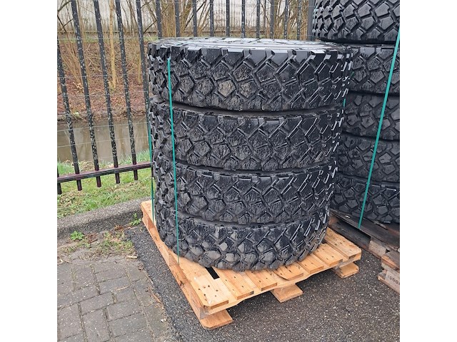 4x vrachtwagenband, michelin, xzl - afbeelding 2 van  6