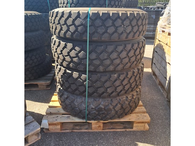 4x vrachtwagenband, michelin, xzl - afbeelding 1 van  6