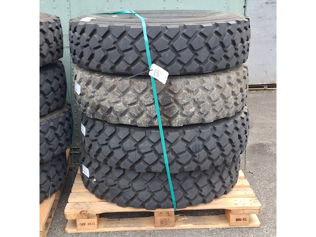 4x vrachtwagenband, michelin, xzl - afbeelding 1 van  7