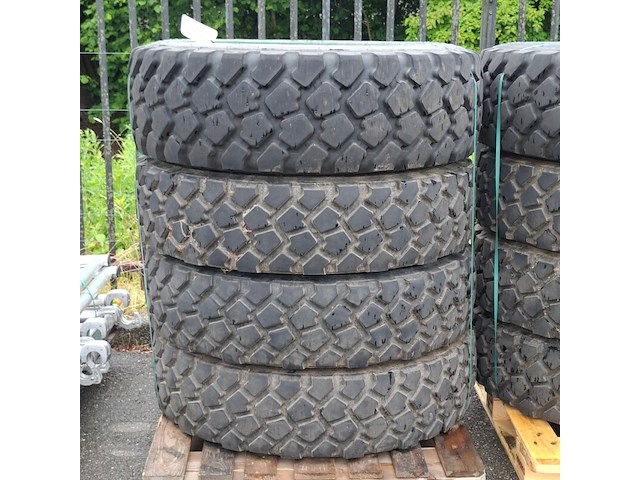 4x vrachtwagenband, michelin, xzl - afbeelding 1 van  5