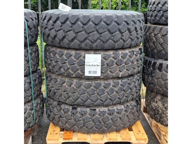 4x vrachtwagenband, michelin, xzl - afbeelding 1 van  5