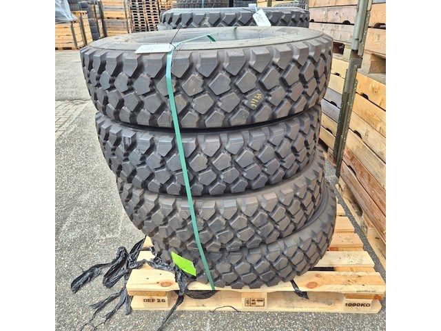 4x vrachtwagenband, michelin, xzl - afbeelding 1 van  5
