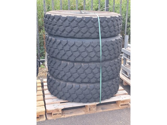 4x vrachtwagenband, michelin, xzl - afbeelding 1 van  6