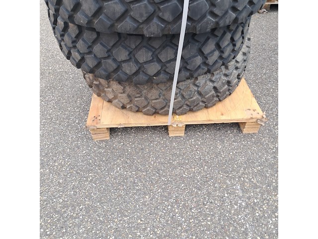 4x vrachtwagenband, michelin, xzl - afbeelding 4 van  6