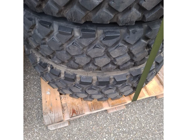 4x vrachtwagenband, michelin, xzl - afbeelding 6 van  6