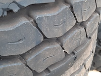 4x vrachtwagenband, michelin, xzy-2 - afbeelding 7 van  7