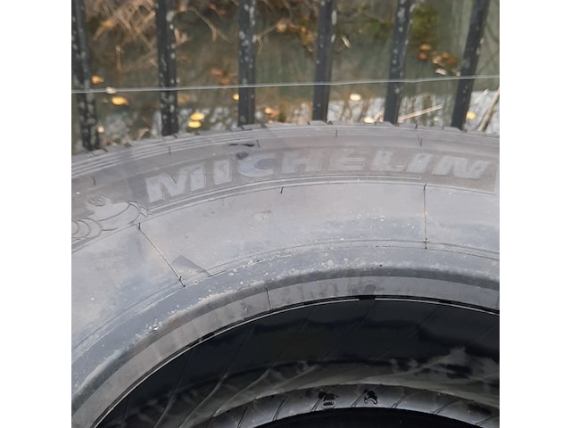 4x vrachtwagenband, michelin, xzy-2 - afbeelding 2 van  7