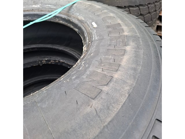 4x vrachtwagenband, michelin, xzy-2 - afbeelding 4 van  7