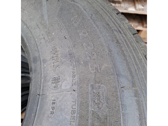 4x vrachtwagenband, michelin, xzy-2 - afbeelding 6 van  7