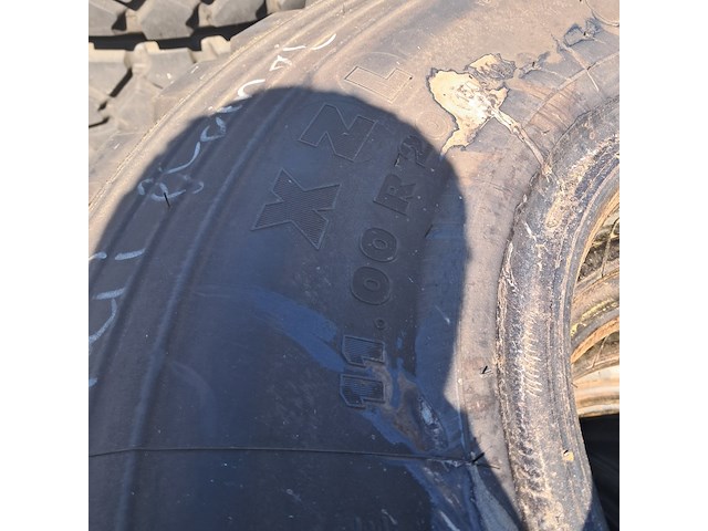 4x vrachtwagenband, michelin - afbeelding 3 van  7