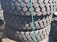 4x vrachtwagenband, michelin - afbeelding 7 van  7