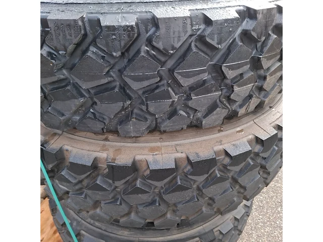 4x vrachtwagenband, o.a. michelin, o.a. xzl - afbeelding 5 van  6